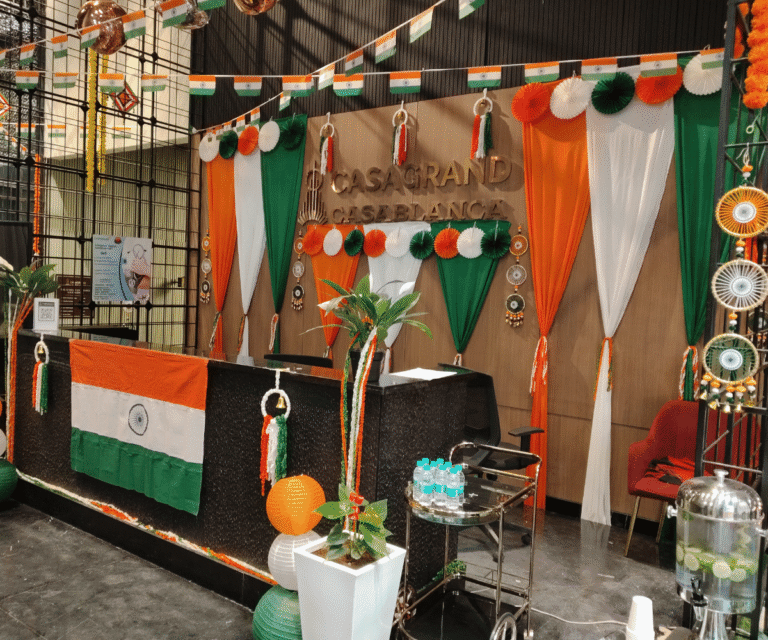 Thematic Decoration Thirteen